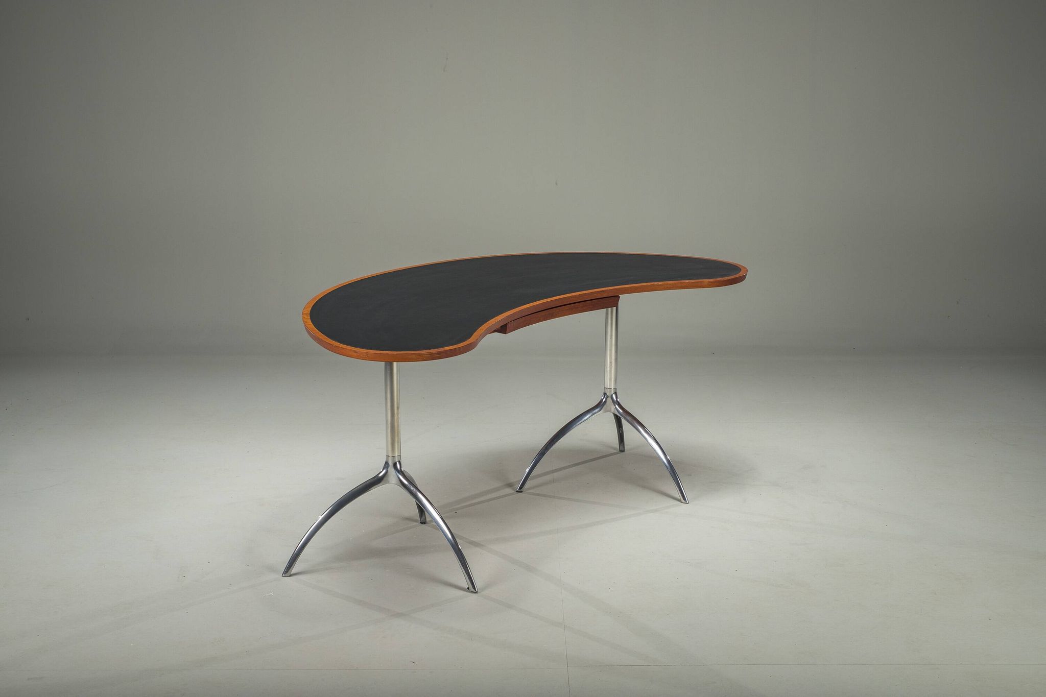 Model 909 Tree Table Desk attributed to Paolo Rizzatto for Alias, Italy, 20