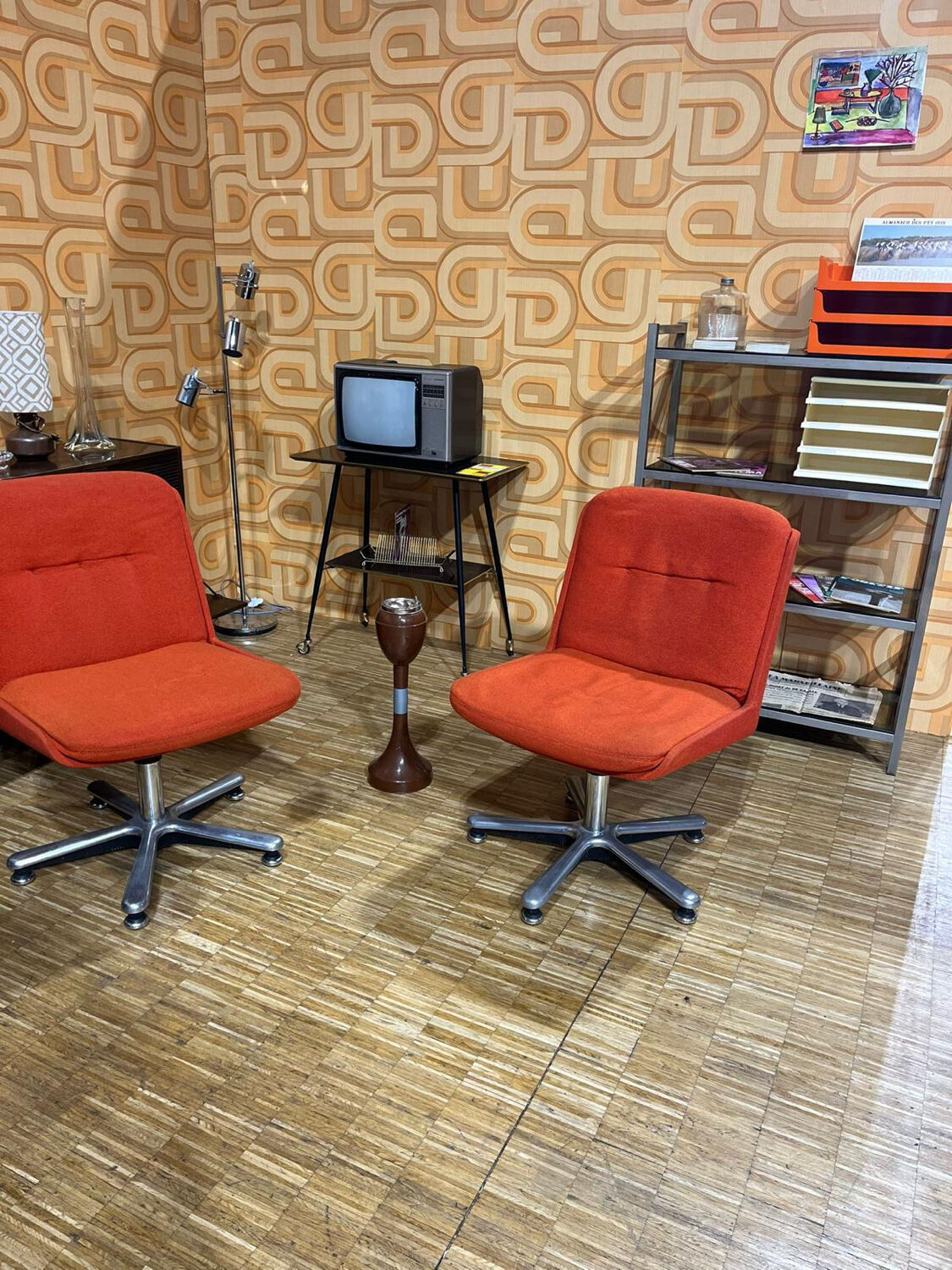 Fauteuils orange 70’S pivotants