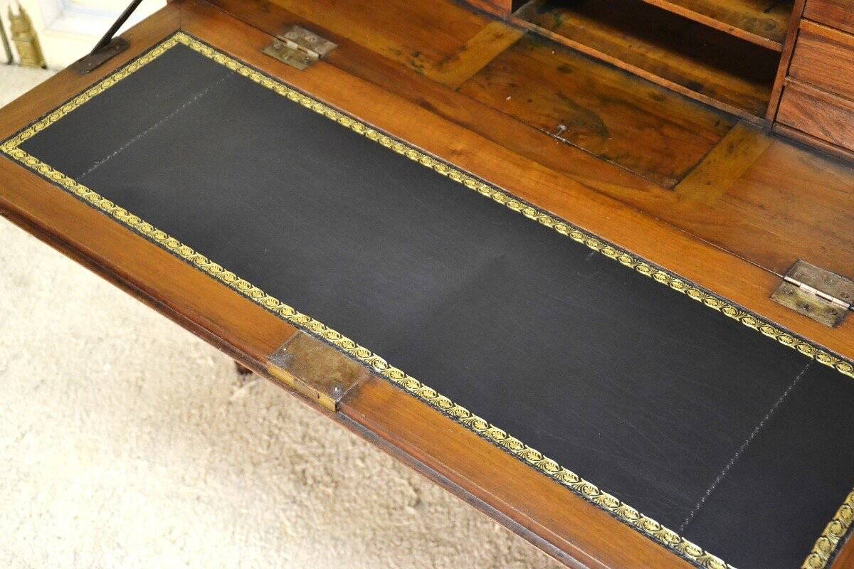 Bureau De Pente En Noyer d'époque Directoire