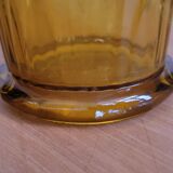 Vase en verre ambré