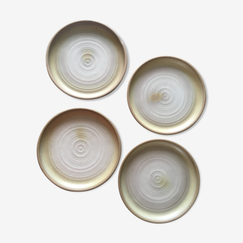 Brown stoneware plates