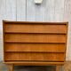 Commode à ailettes vintage