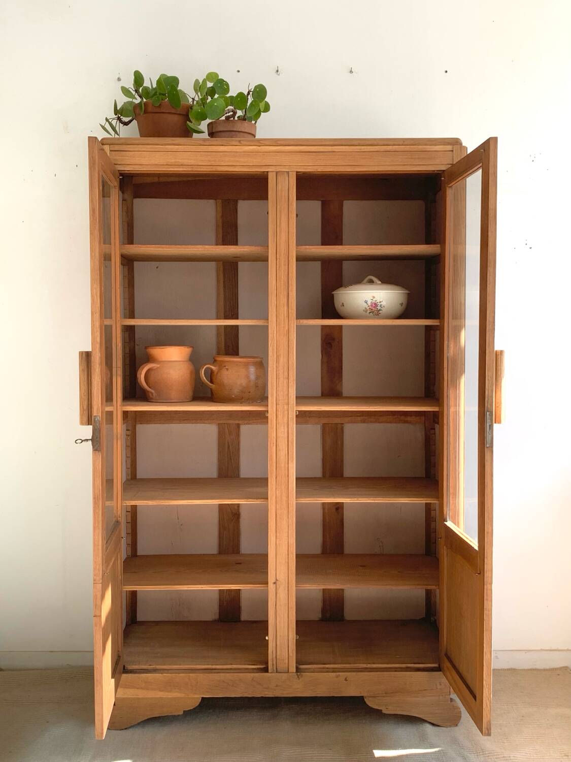 Art Deco glass cabinet