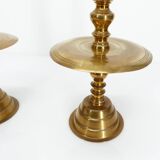 Pair of altar candlesticks in brass, Vietnam, 20th century