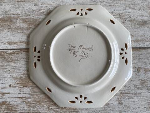 Antique plate with hand-painted floral decoration - 29 cm - yellow