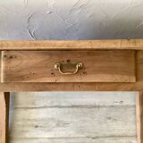 Farm table