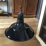 Industrial enamelled sheet metal suspension