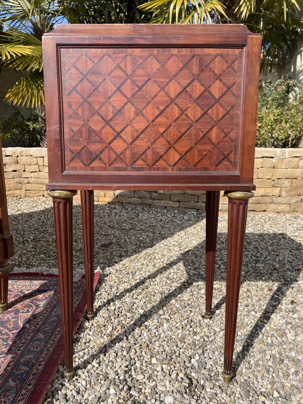 Lit et chevet marqueterie & bronze style Louis XVI