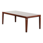 Spacious 6-person Art Deco design dining table with unique details