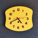 Vintage formica clock silent wall pendulum 60s "Yellow"