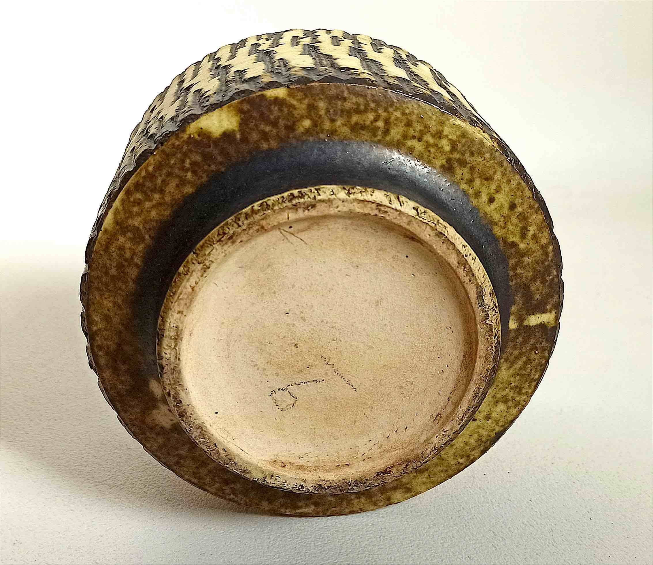 Empty pocket Pieter Groeneveldt ceramics 1960s