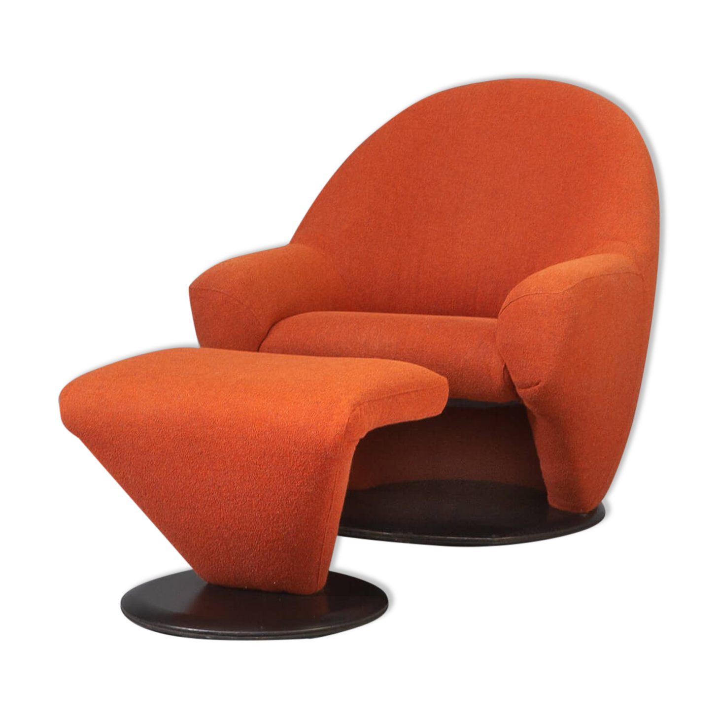 80s lounge fauteuil and ottoman for leolux