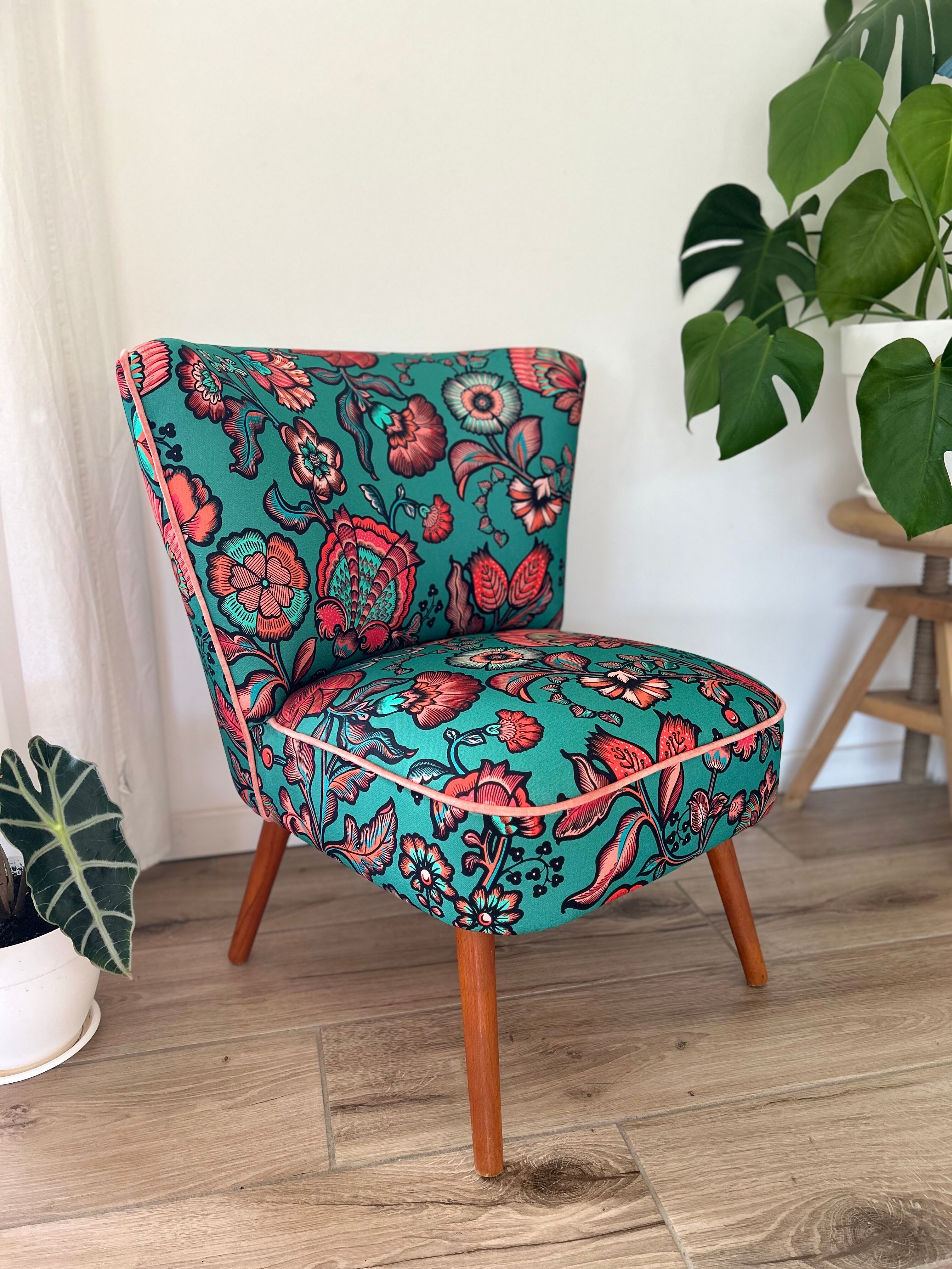 Cocktail chair