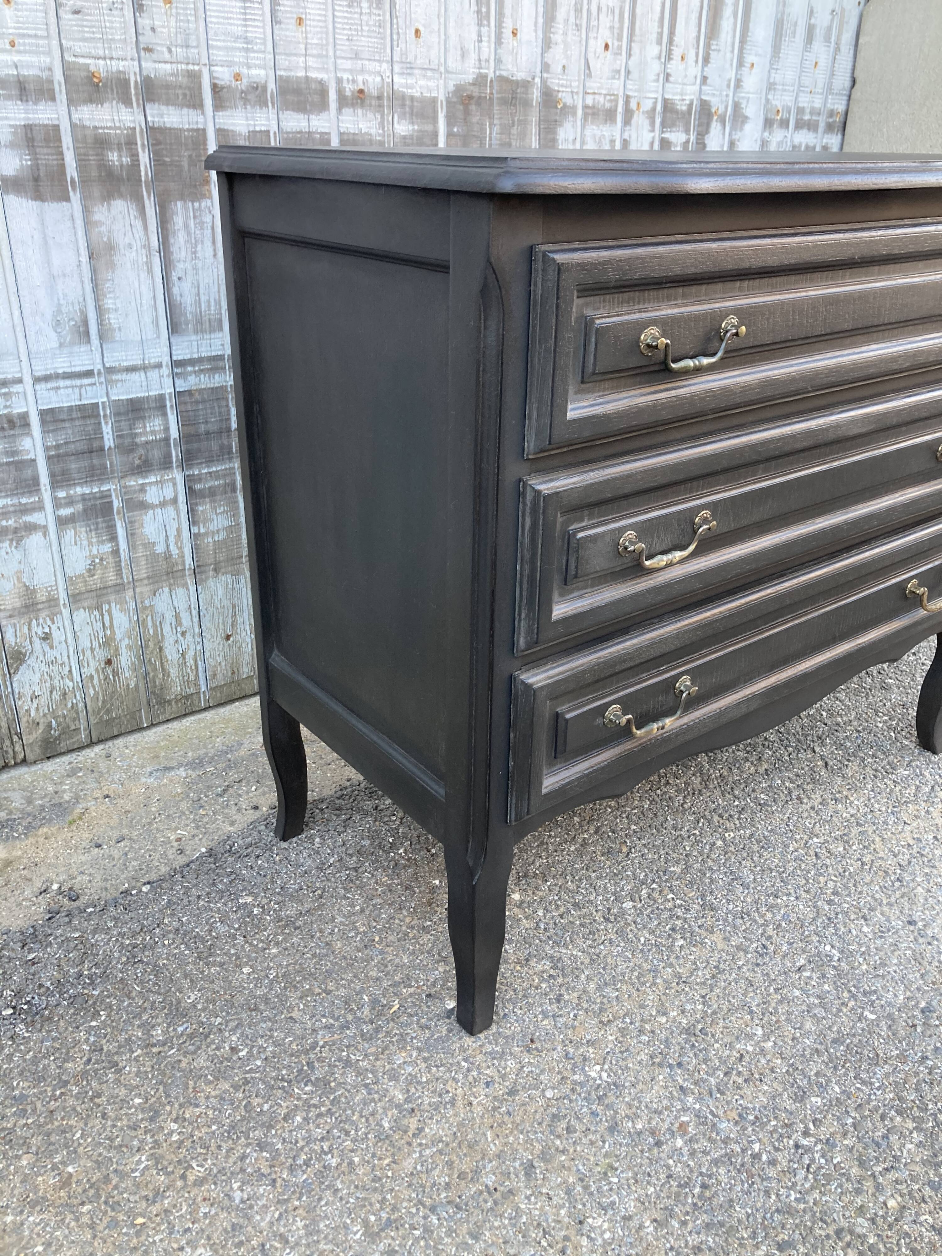 Chest of drawers black patina