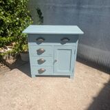 Small storage unit