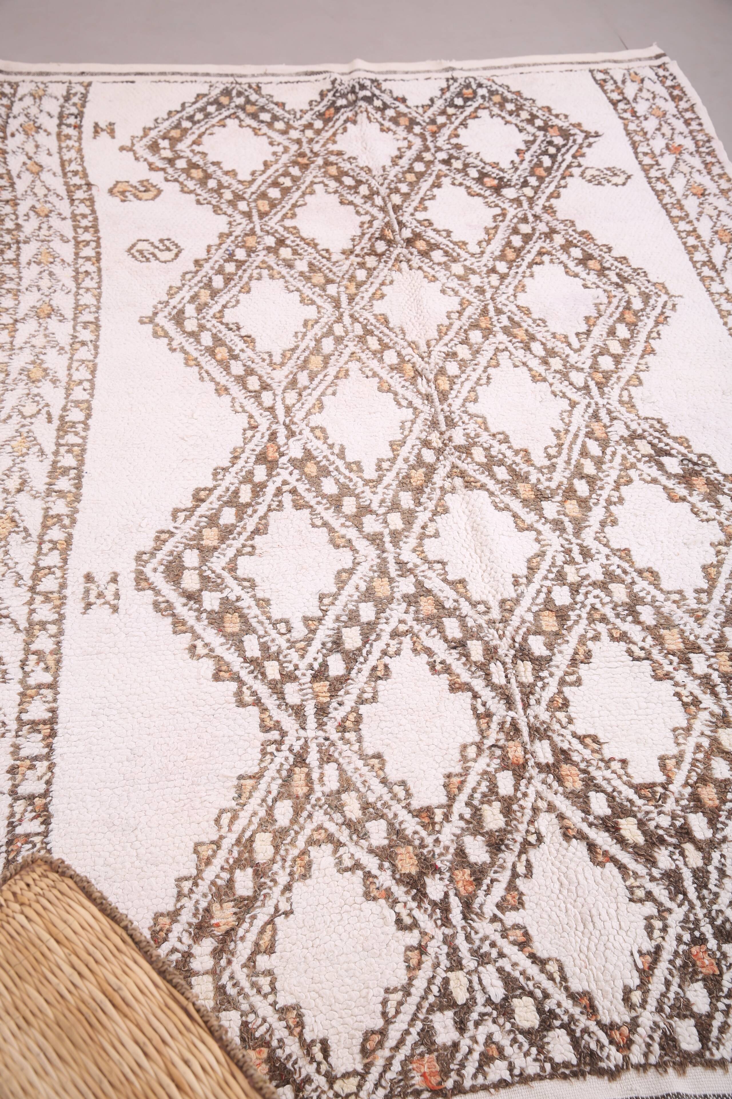Vintage Moroccan Rug 177 x 269 cm - Berber Wool Rug - Beni Ourain Rug