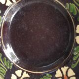 6 glazed terracotta plates