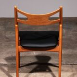 Ensemble de salle à manger complet : 8 chaises Sawbuck CH-29 en teck et table AT 310
