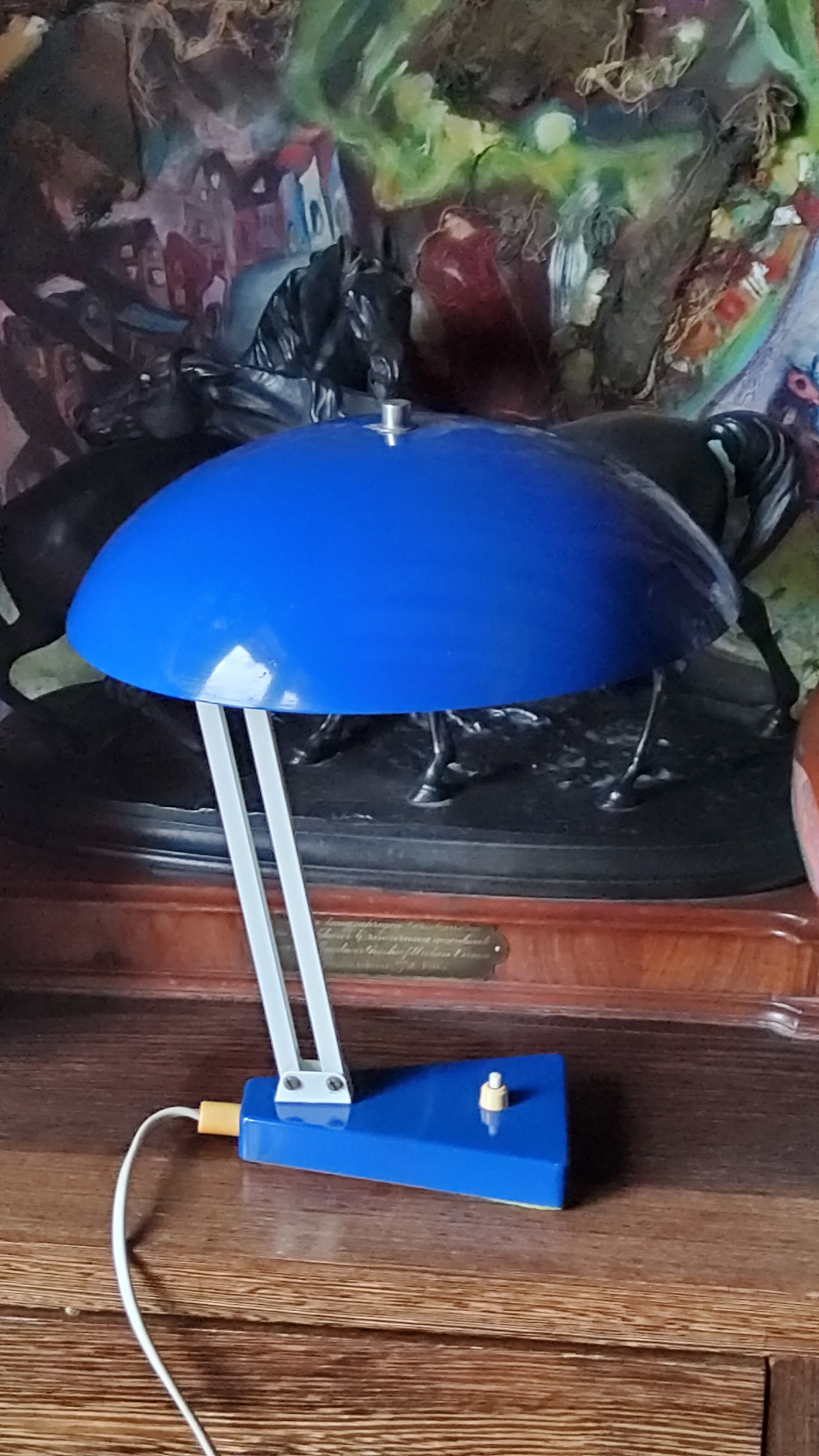 Mushroom-shaped articulated desk lamp from the 70s