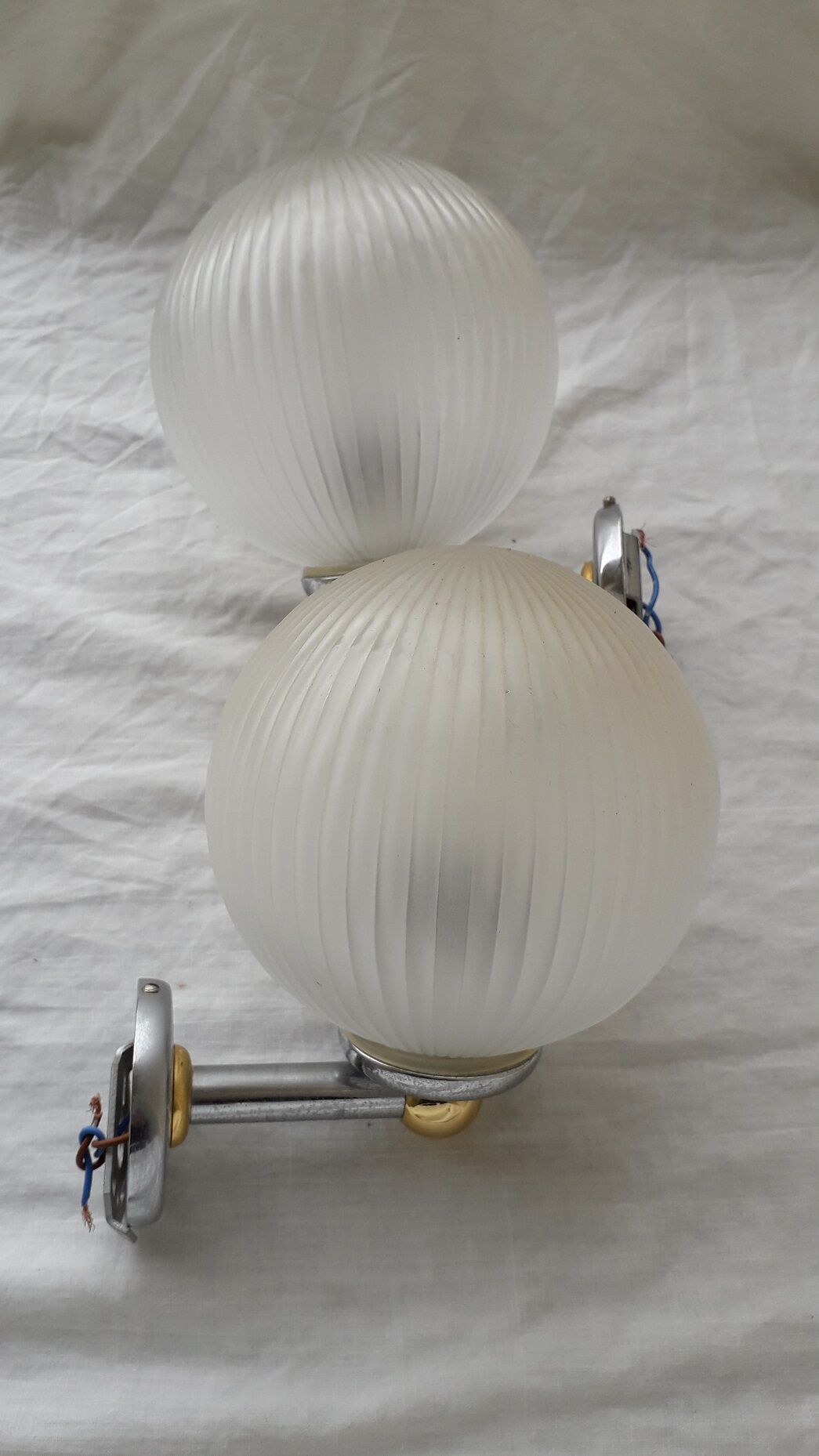 Pair of Inda wall lamps