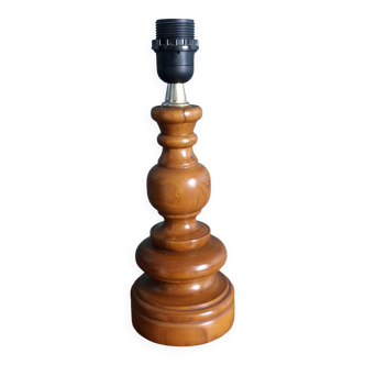 Lamp, turned wooden base