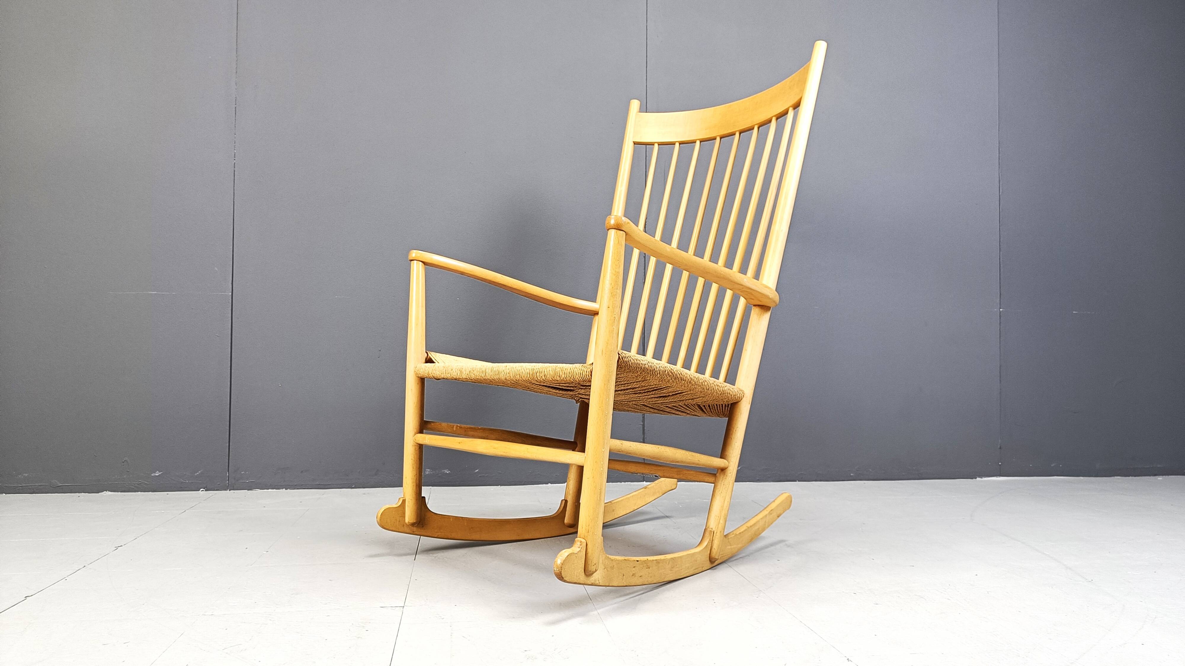 J16 rocking chair by Hans Wegner for FDB Mobler, 1960s