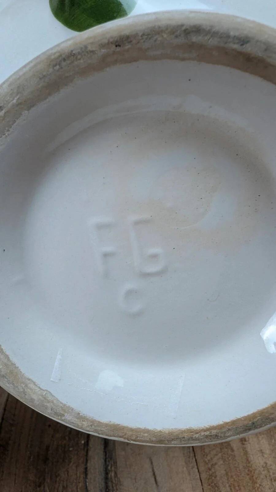 Antique ceramic teapot with floral design Fg