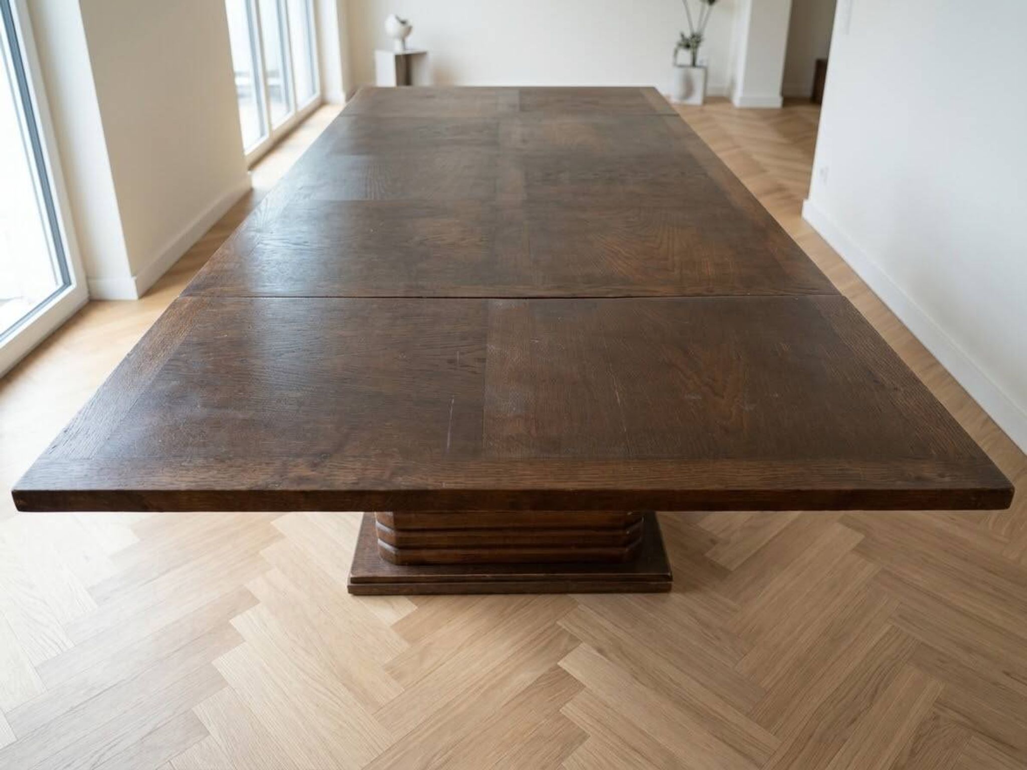Table de salle à manger en bois massif style Art Déco
