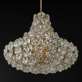 Chandelier, brass and crystal glass by Kinkeldey, Germany, 1970s.