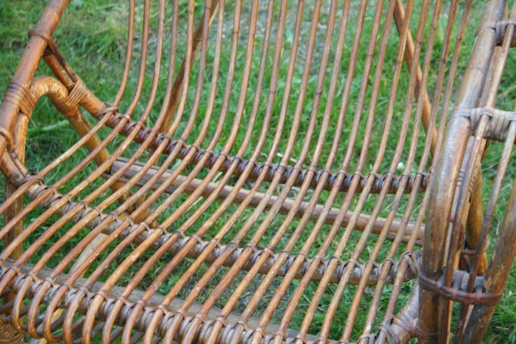Vintage rattan lounge set 4 armchairs and table
