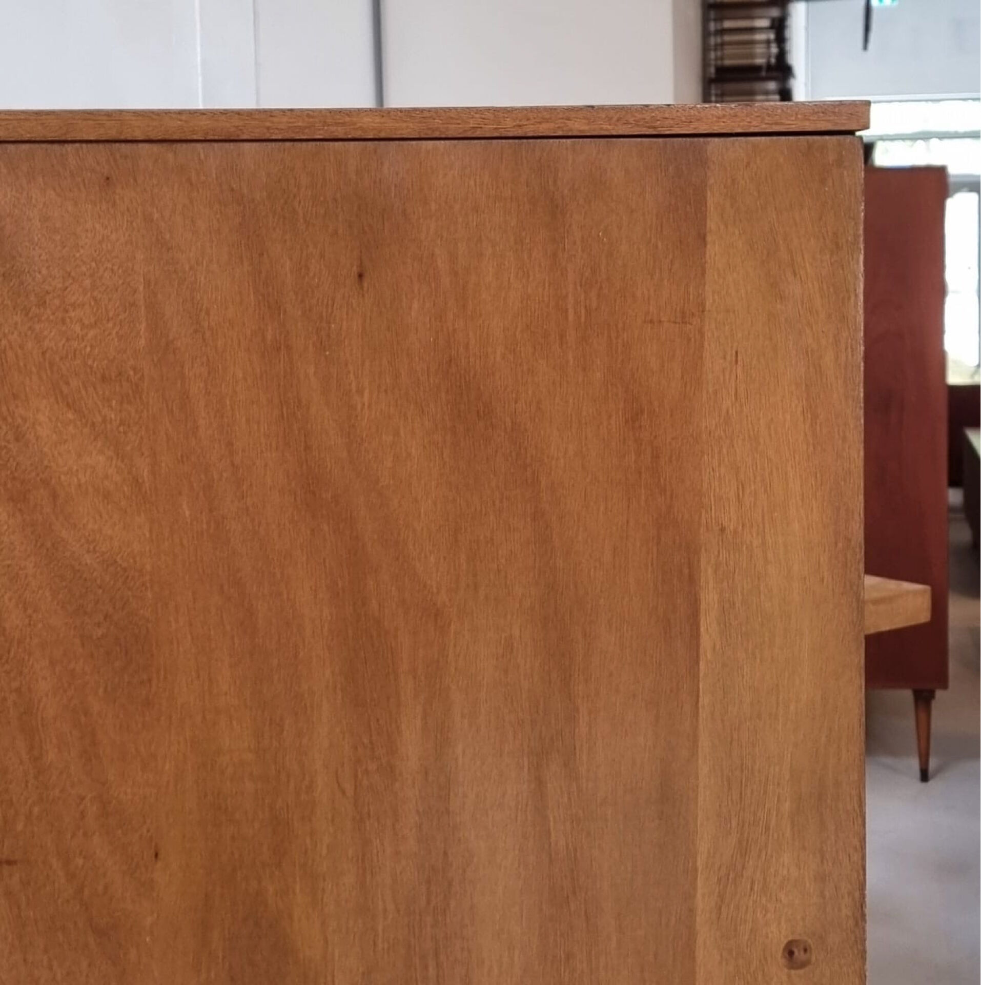Armoire du milieu du siècle