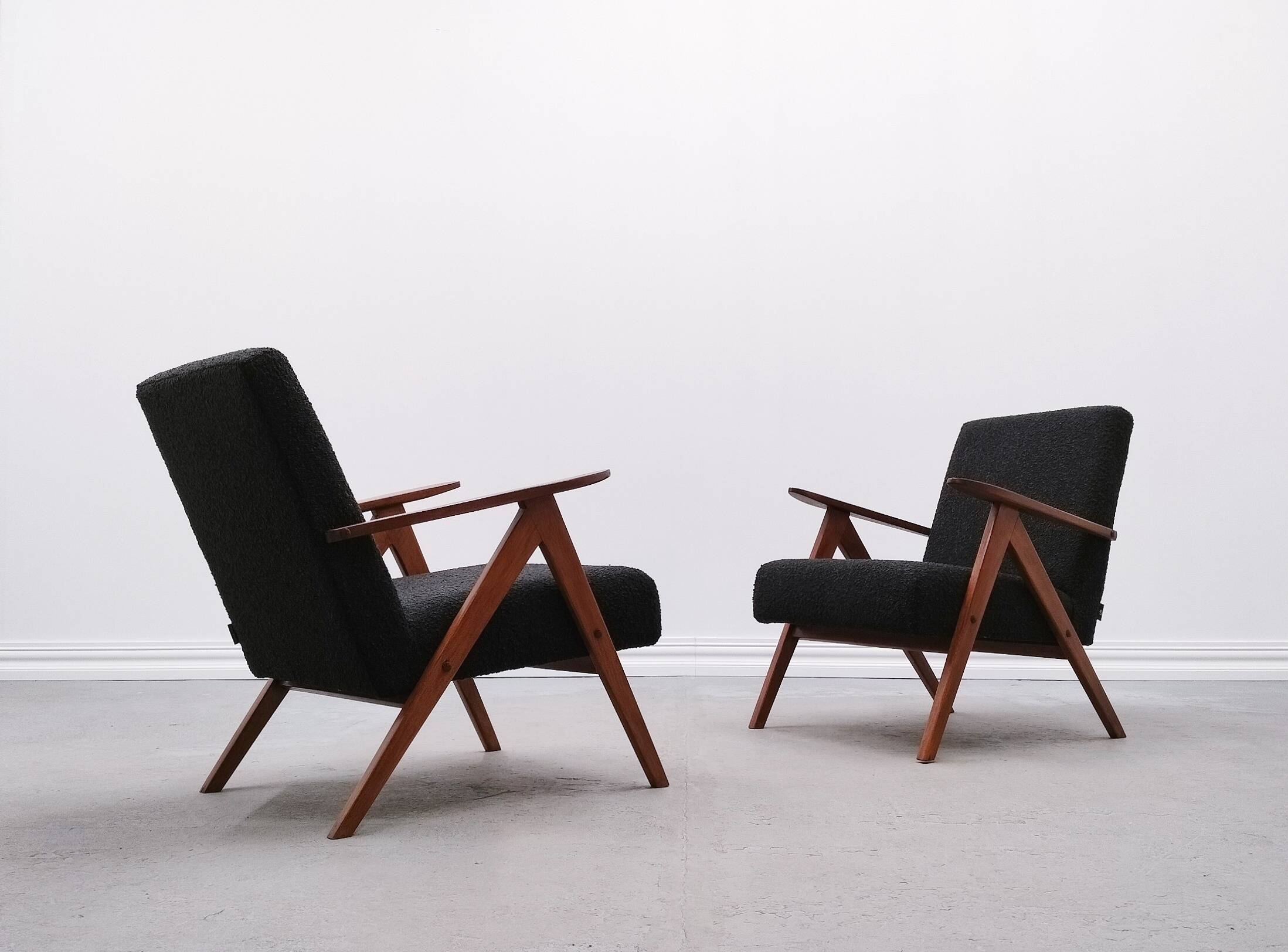Mid-Century Easy Chair, Model B 310 Var, in Black Shield