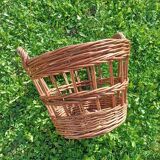 Retro wicker basket