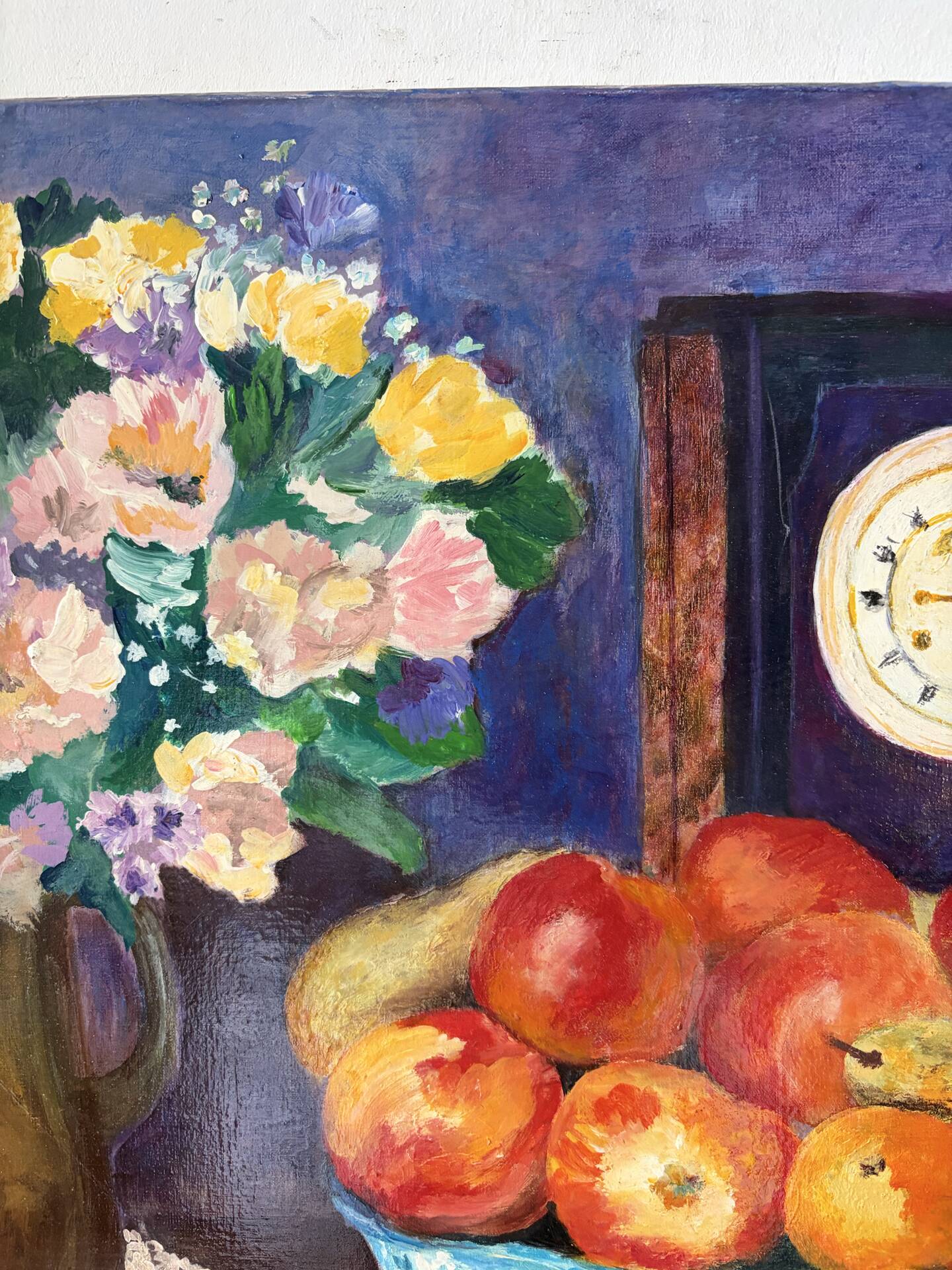 Fleurs champêtres et fruits, nature morte signée 1996