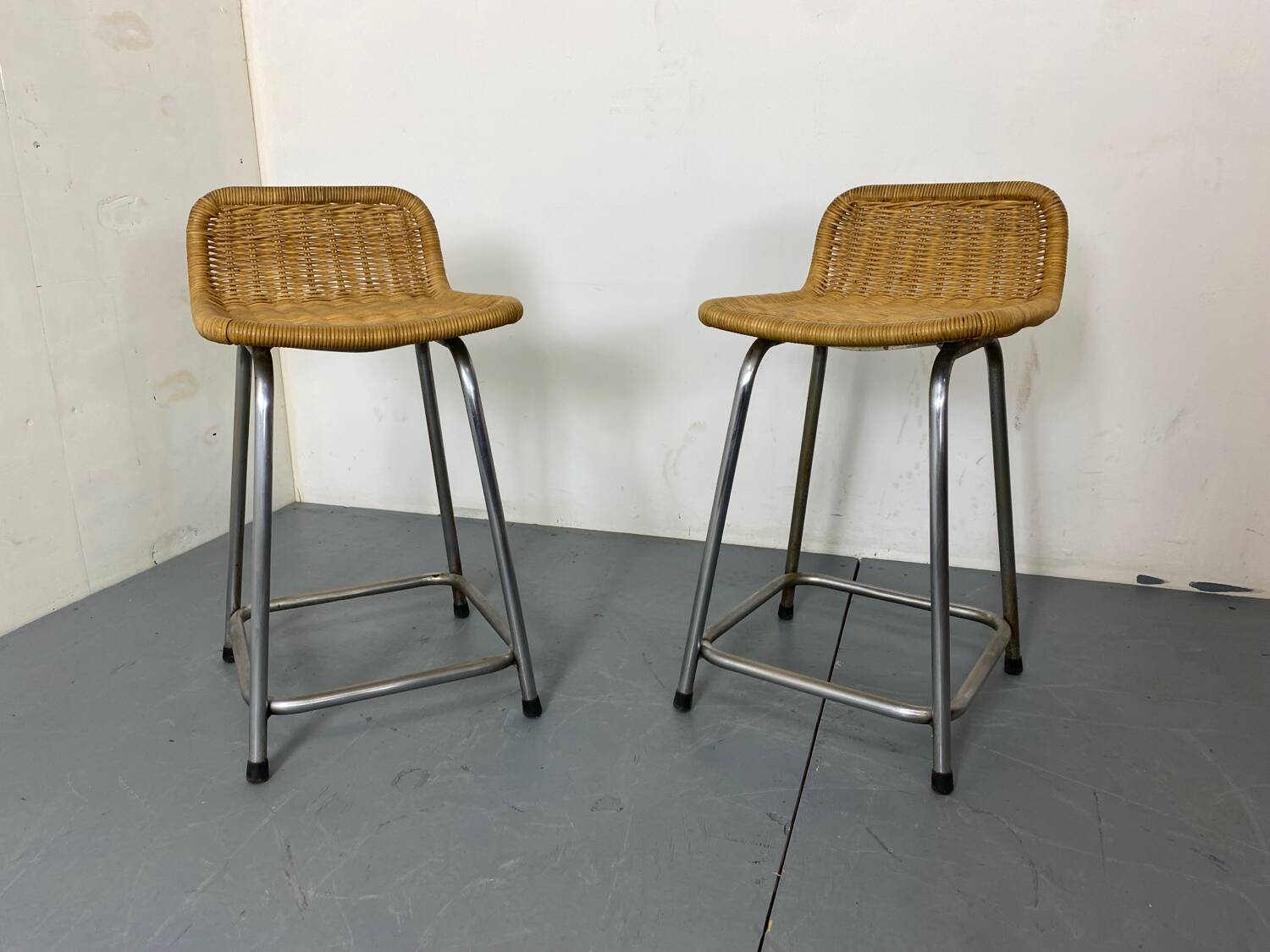 Tabourets Vintage en Acier et Rotin Dirk Van Sliedregt, 1960s, Set de 2