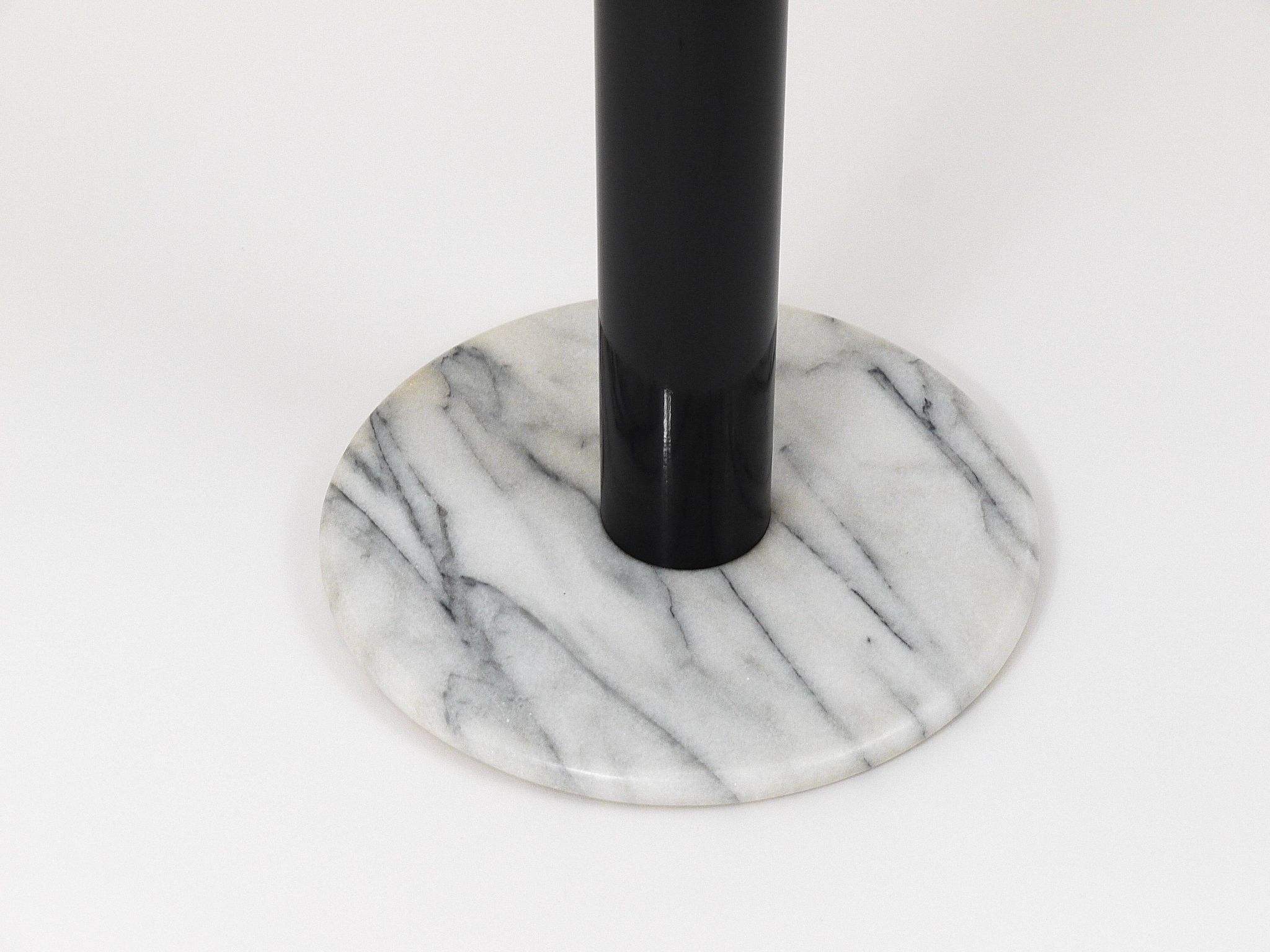 Postmodern pedestal table / plant stand in white Carrara marble, Italy, 1980s