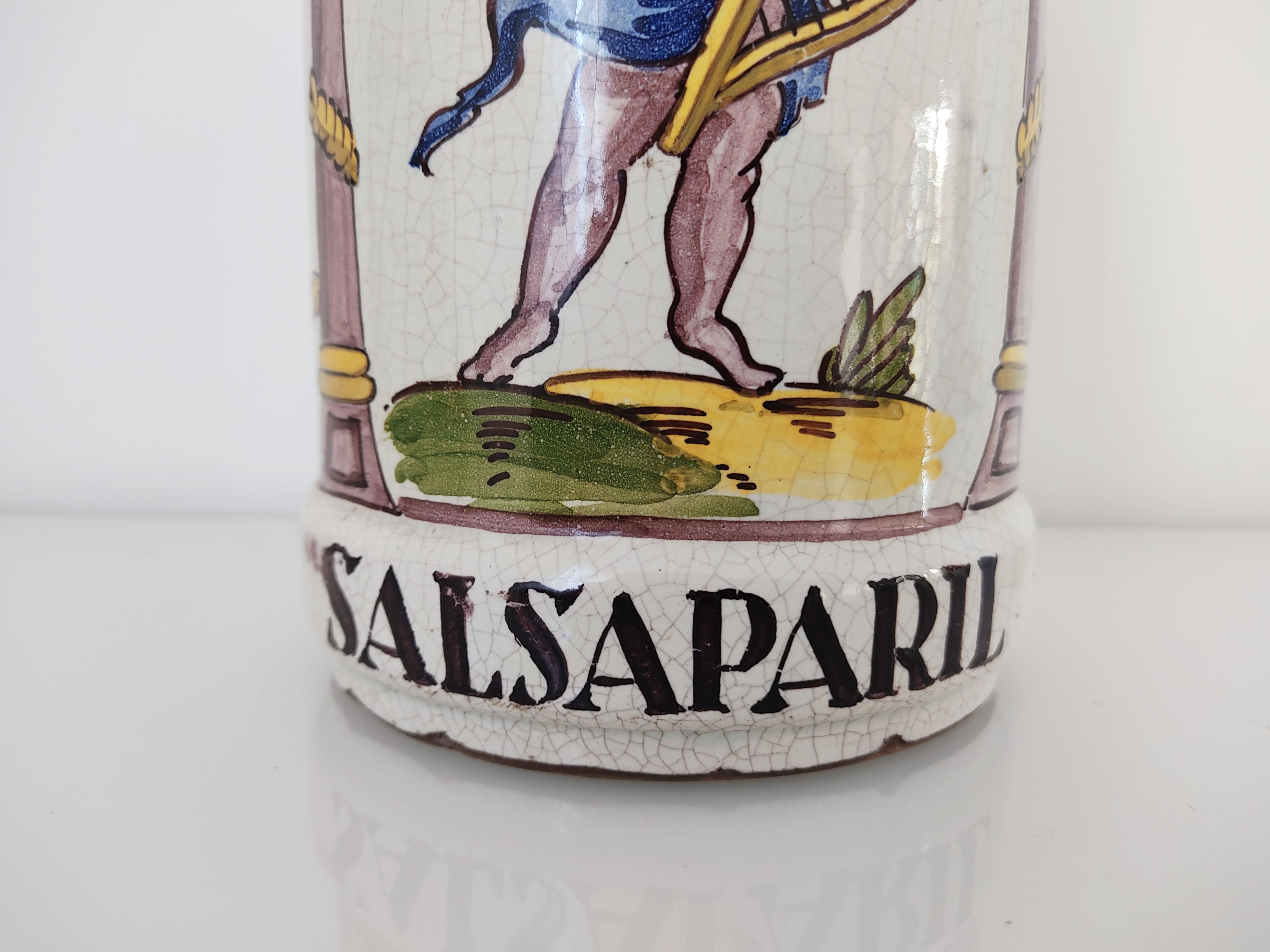Pharmacy pot Italian earthenware angel decoration