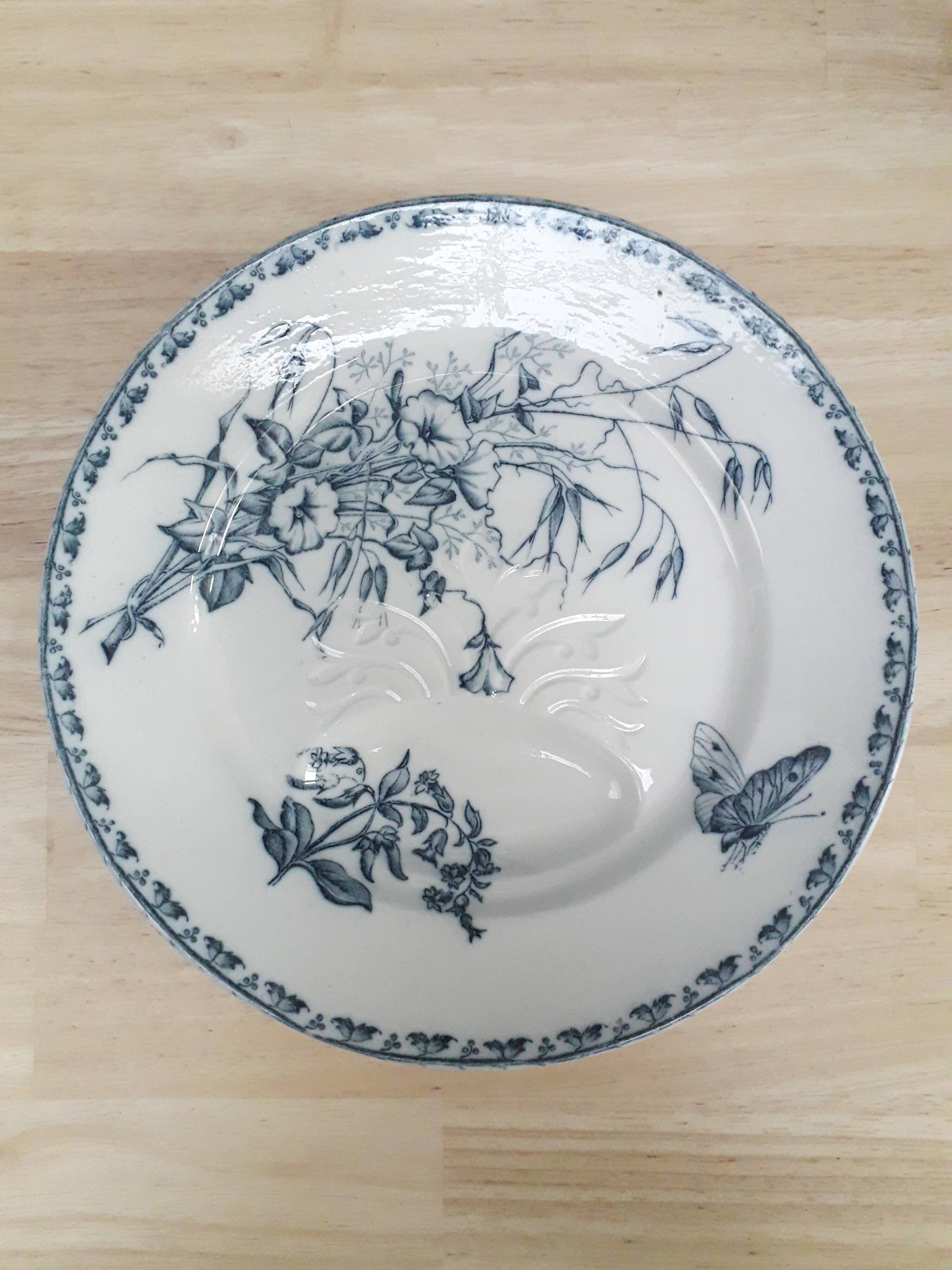Artichoke plates (6) early twentieth century