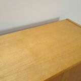 Armoire en placage Hellerau avec pieds et tiroirs en acier