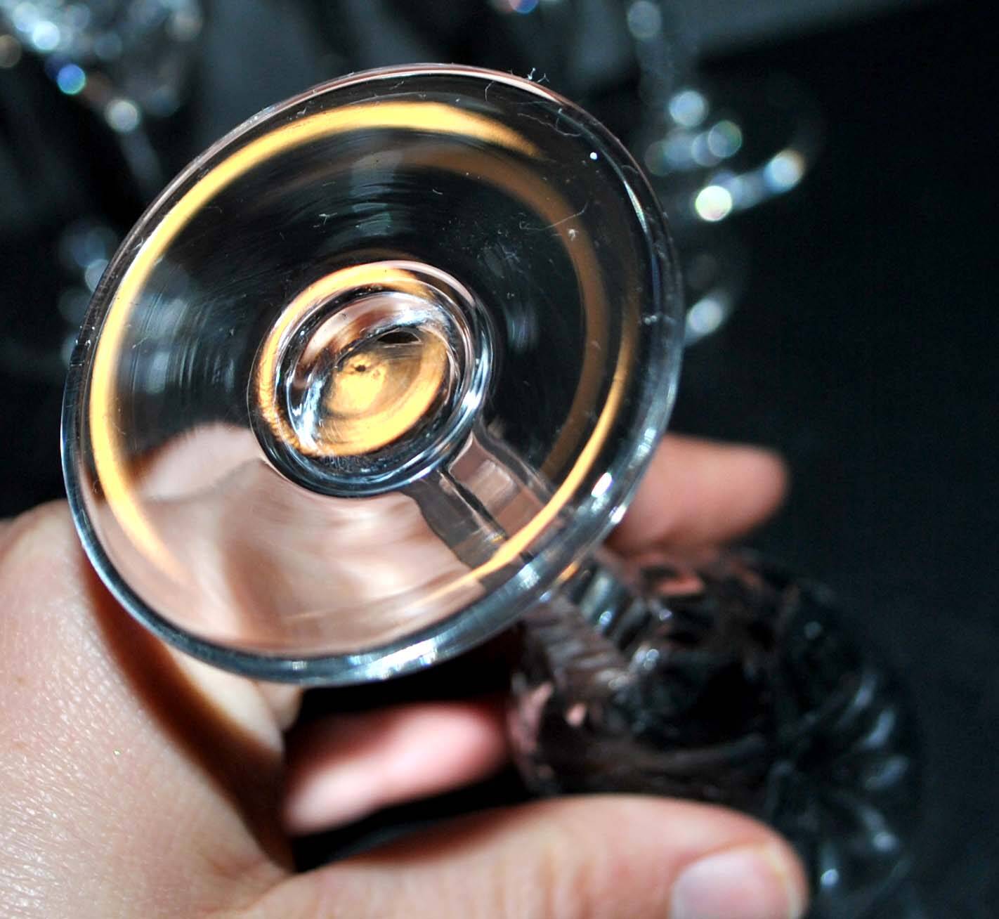 Set of 6 Chantilly liqueur glasses in cut crystal from SAINT-LOUIS signed 11.5cm