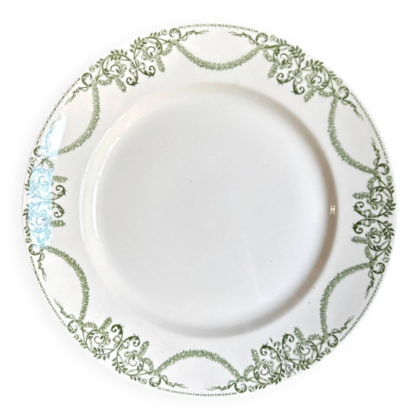 Plat rond Creil & Montereau en faïence verte, service ''Napoléon — Beyit