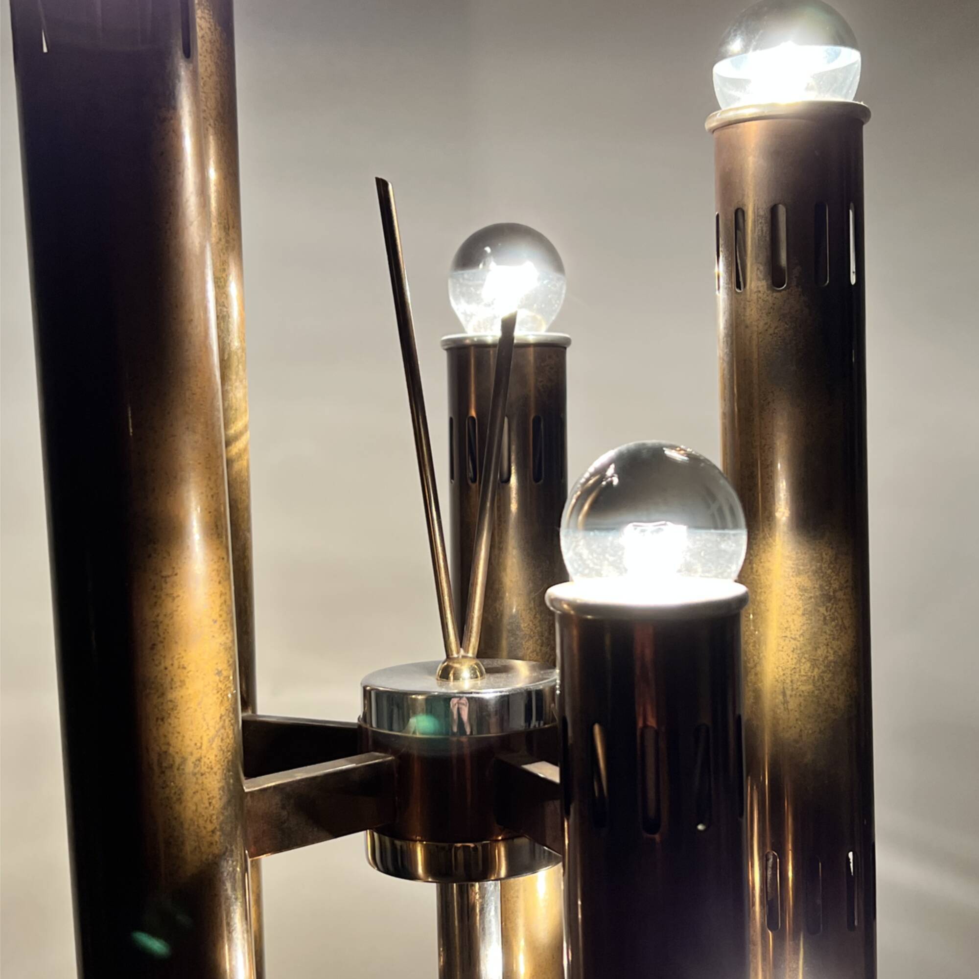 BRASS FLOOR LAMP FROM THE COMPANY LAMPERTI, ITALY 1960