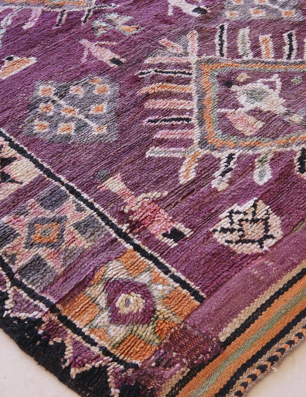 Vintage Moroccan Rug - 404 x 190 cm
