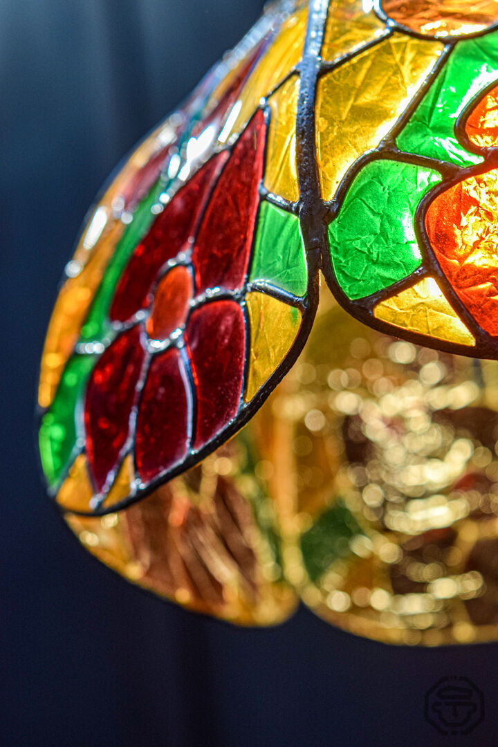 Glass paste pendant lamp