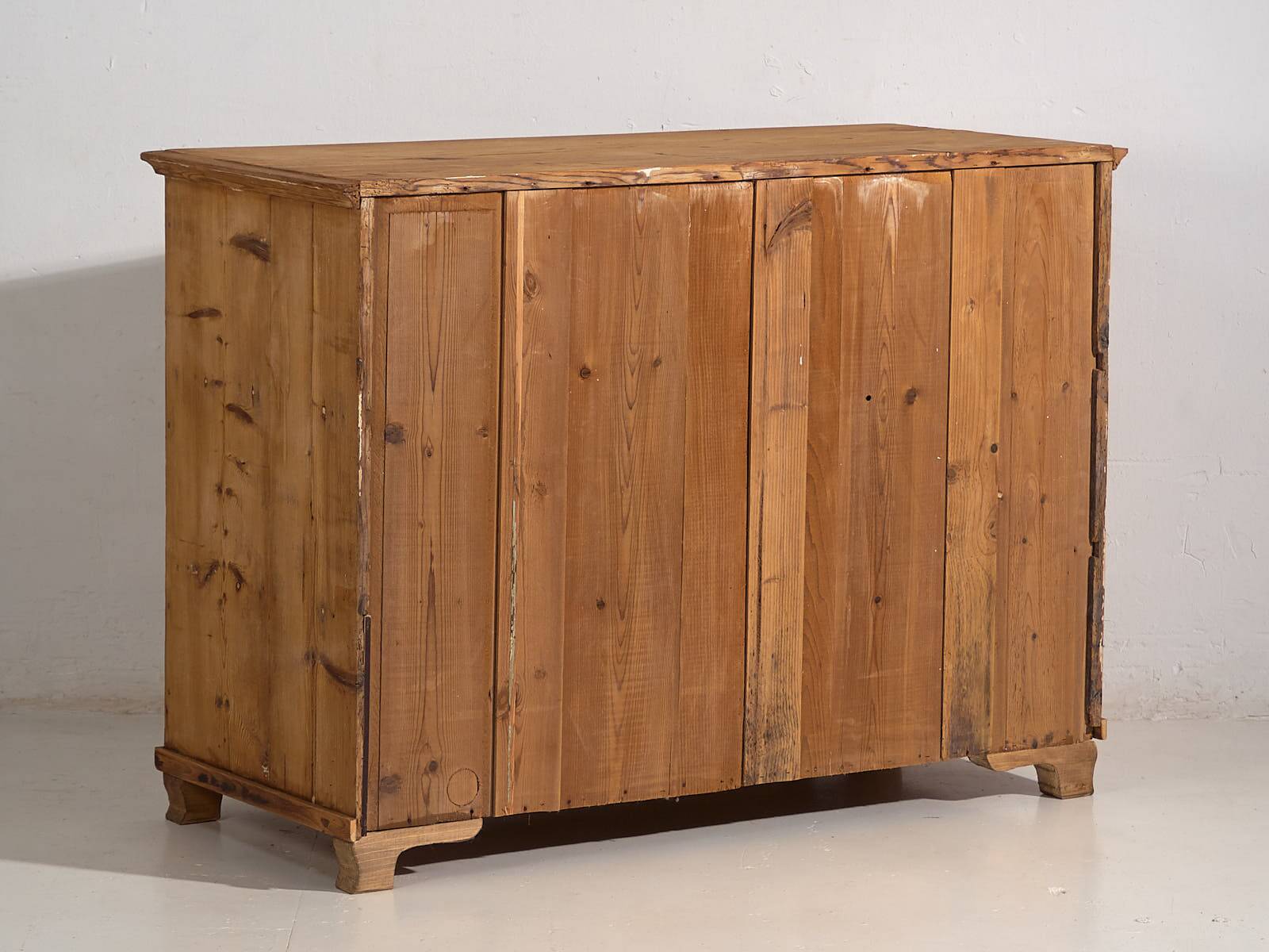 Antique Provençal-style chest of drawers (circa 1920)