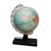 Decorative world map that is dated 1985