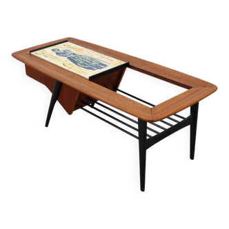 Table basse modèle 210, bois de teck et céramique, par Alfred Hendrickx, Belform