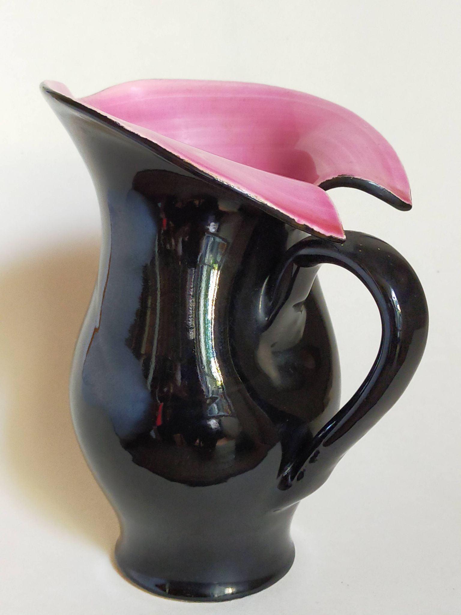 Bicolor pitcher of the Norman Potteries of Louviers 50s