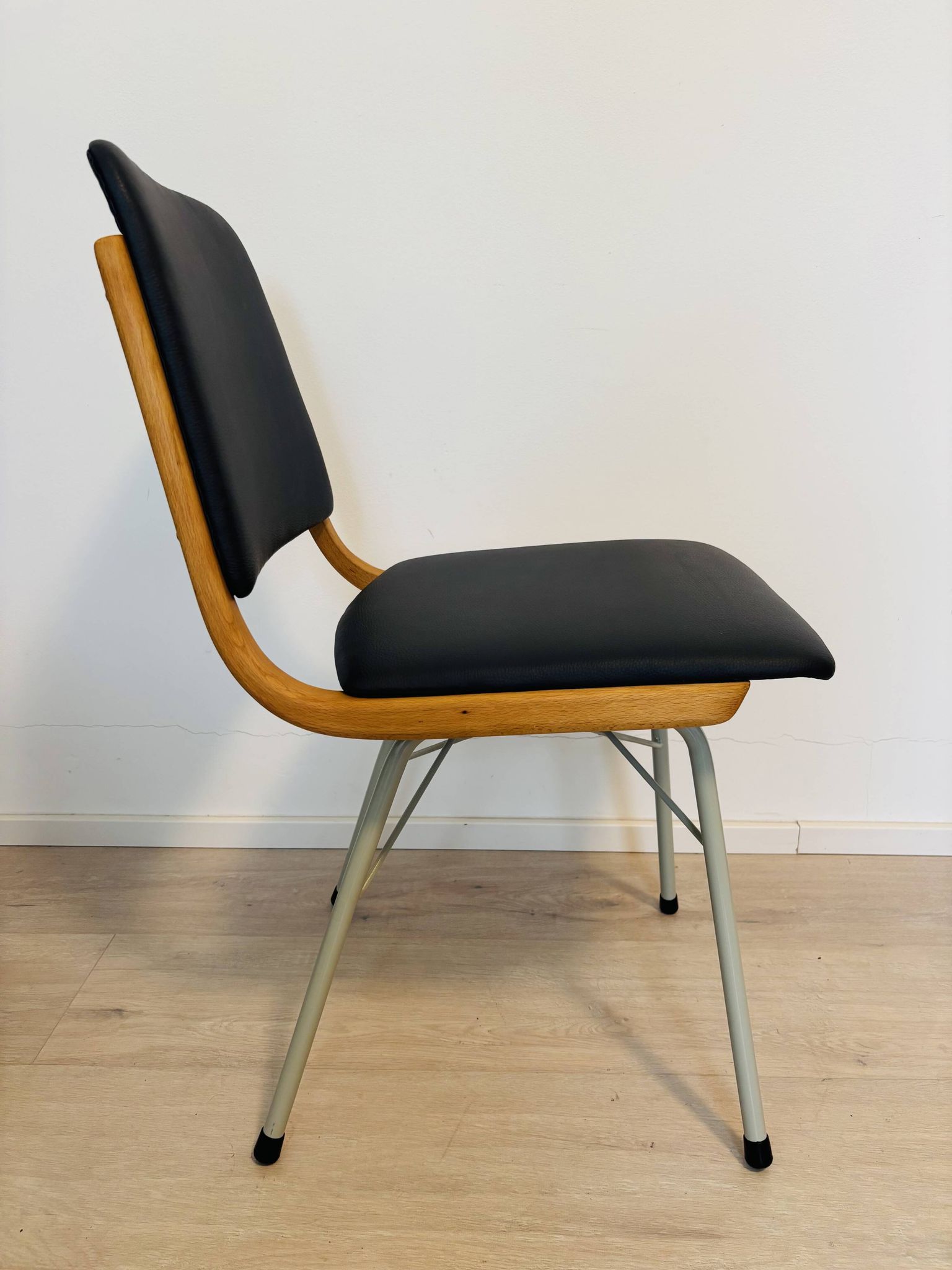Mid-Century Dining Chair by Miroslav Navrátil for TON, 1970