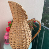 Wicker amphora umbrella holder